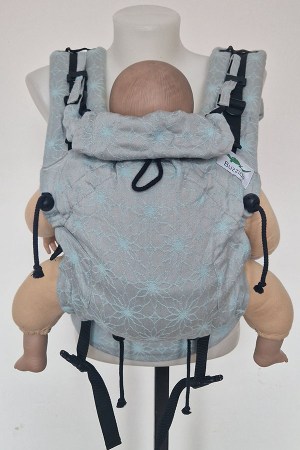 Buzzidil_babysize_nosimte_turnov3